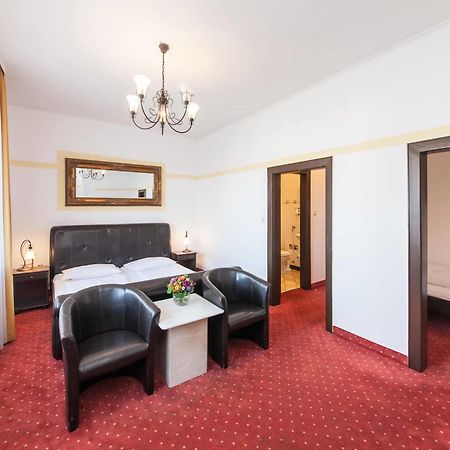 Hotel An Der Oper Duesseldorf Ngoại thất bức ảnh