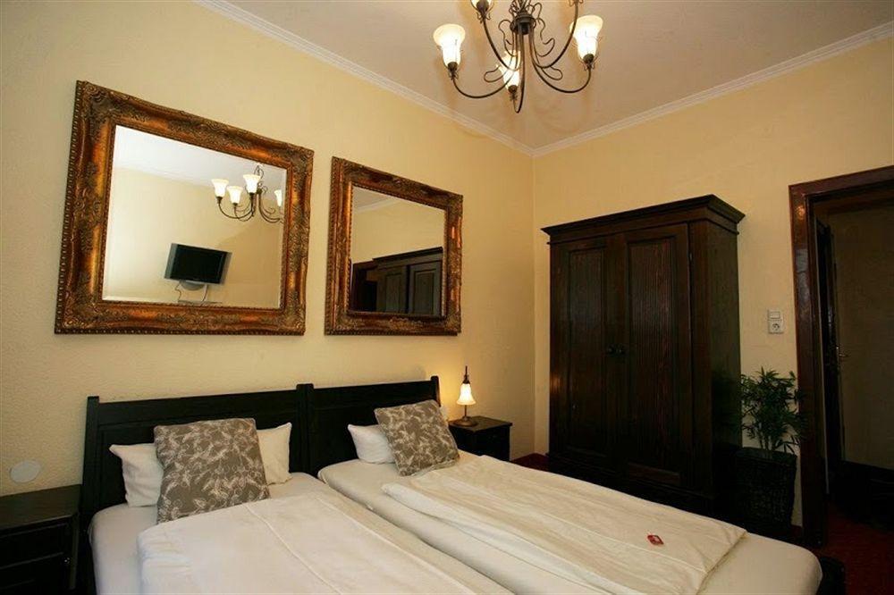 Hotel An Der Oper Duesseldorf Ngoại thất bức ảnh