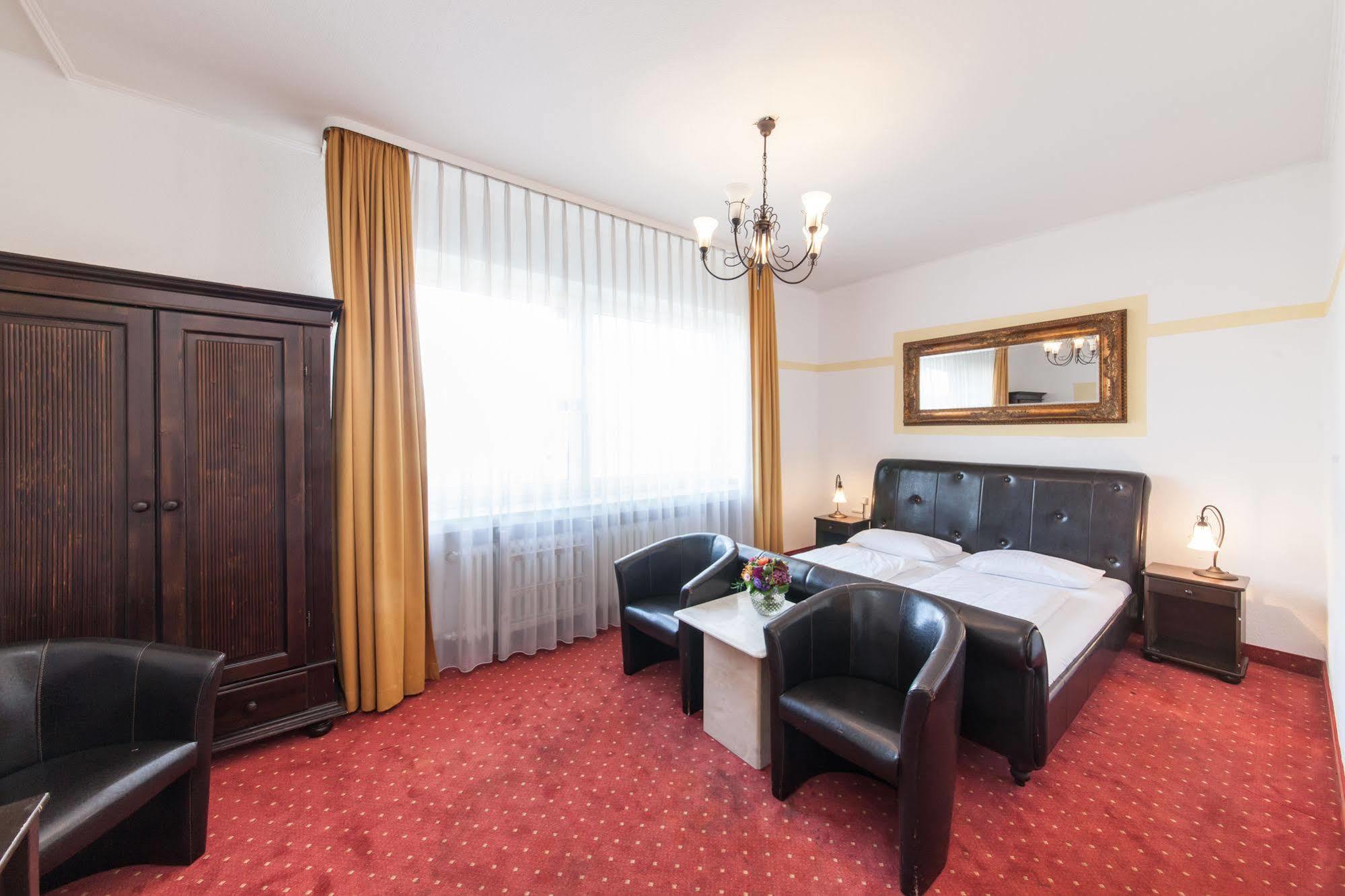 Hotel An Der Oper Duesseldorf Ngoại thất bức ảnh